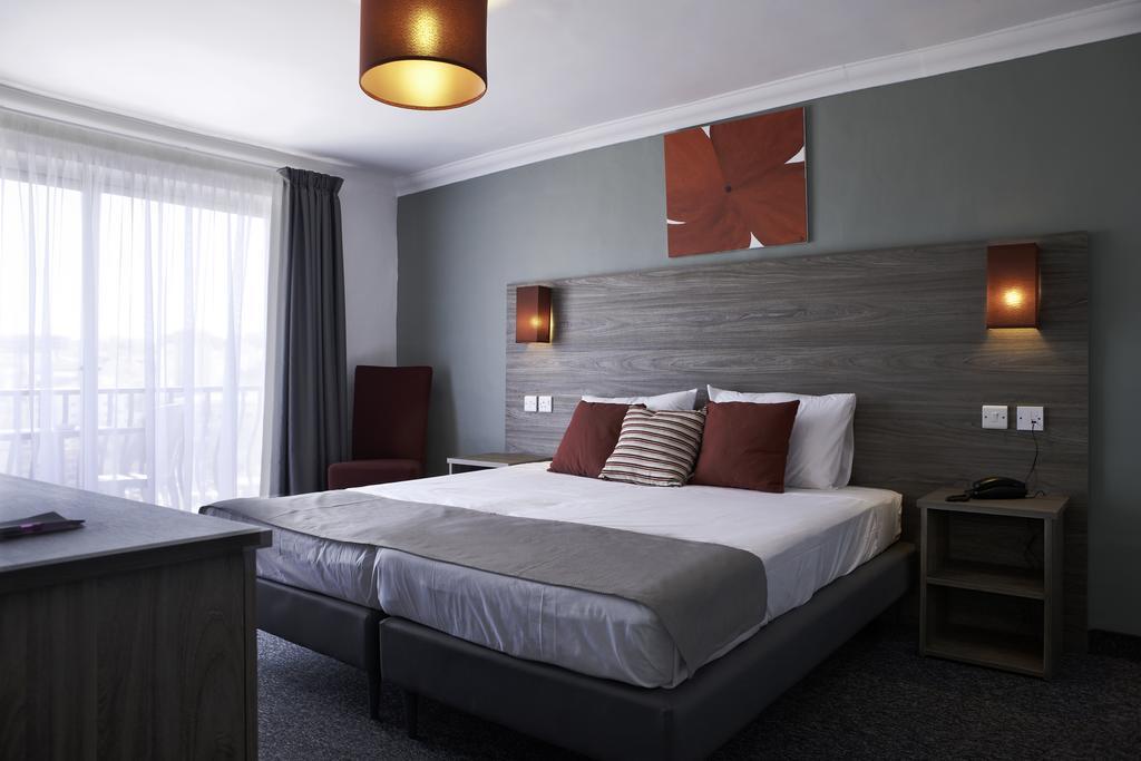 Spinola Hotel San Julián Habitación foto